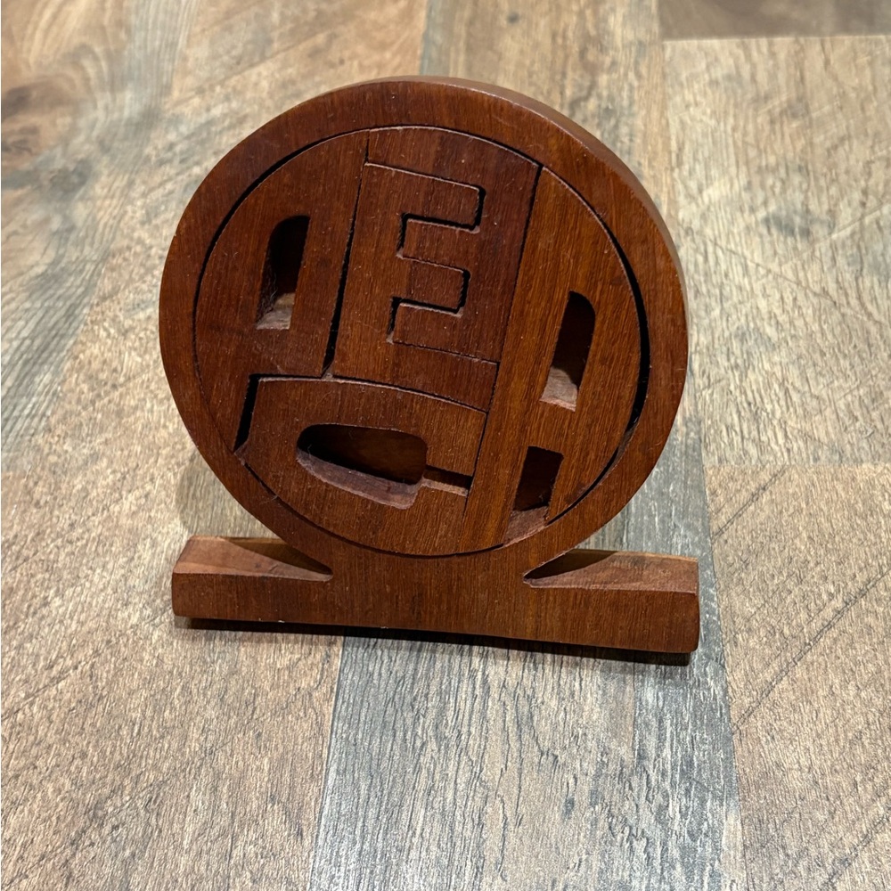 Ten Thousand Wooden Embrace Peace Puzzle